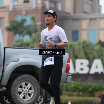 Runner Photo 7236449