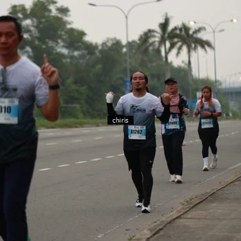 Runner Photo 7236451