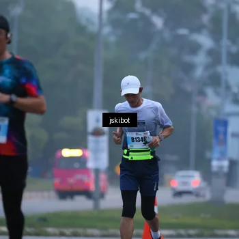 Runner Photo 7236453
