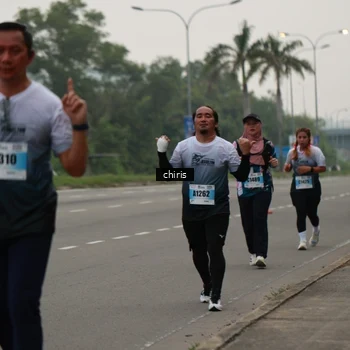 Runner Photo 7236462