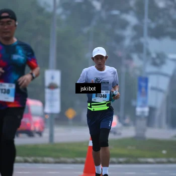Runner Photo 7236470