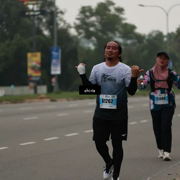 Runner Photo 7236544