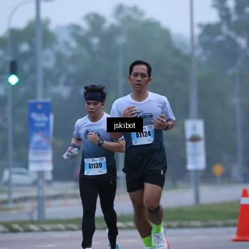 Runner Photo 7236558