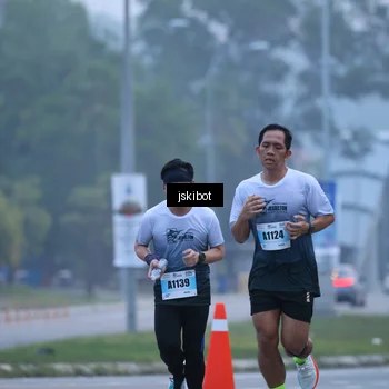 Runner Photo 7236607