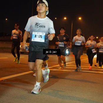 Runner Photo 7236730