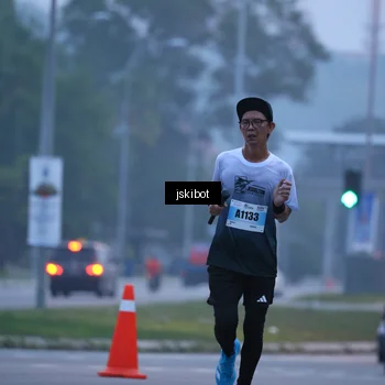 Runner Photo 7236818