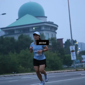 Runner Photo 7236876