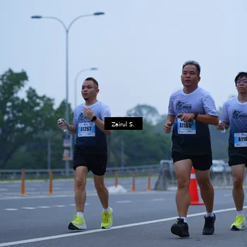Runner Photo 7237192