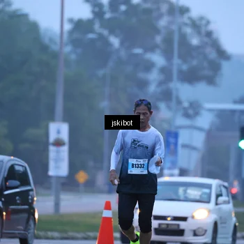 Runner Photo 7237310