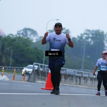 Runner Photo 7237395