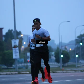 Runner Photo 7237398