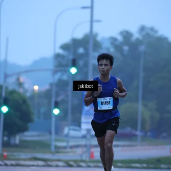 Runner Photo 7237714