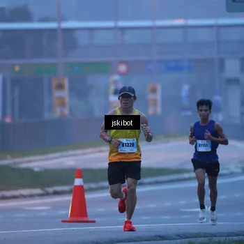 Runner Photo 7237860