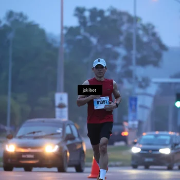 Runner Photo 7237919