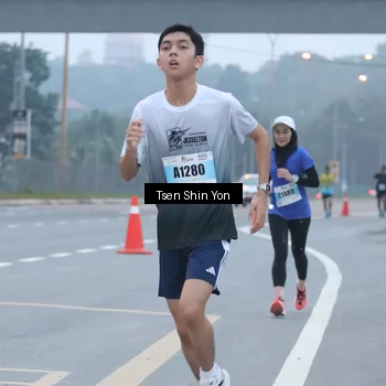 Runner Photo 7237996