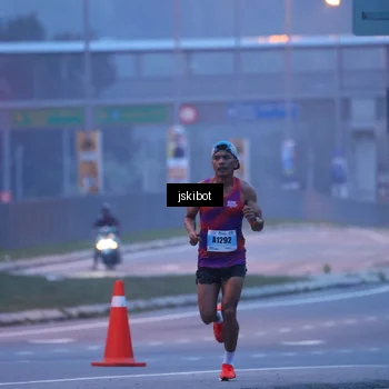Runner Photo 7238306