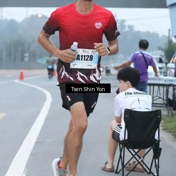 Runner Photo 7238361
