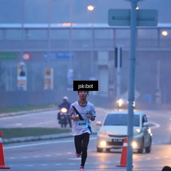 Runner Photo 7238606