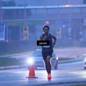 Runner Photo 7238804