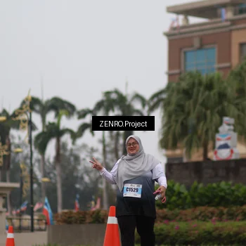 Runner Photo 7239709