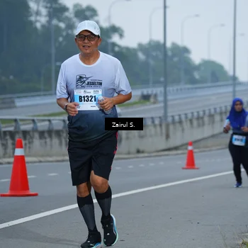 Runner Photo 7239906