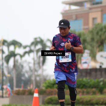 Runner Photo 7240025