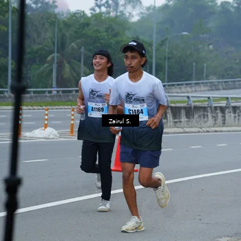 Runner Photo 7240051