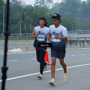 Runner Photo 7240334