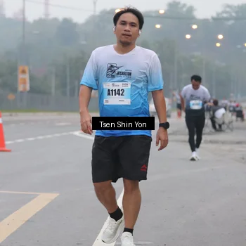 Runner Photo 7240500