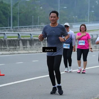 Runner Photo 7240504