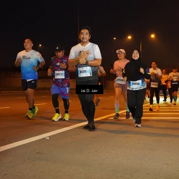 Runner Photo 7240683