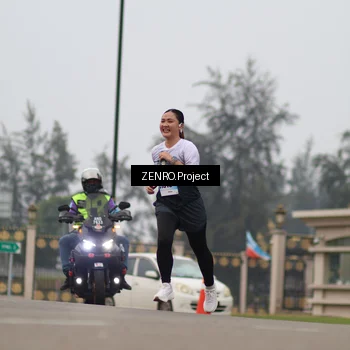 Runner Photo 7240701