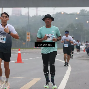 Runner Photo 7240709