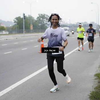 Runner Photo 7240733