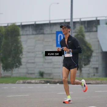 Runner Photo 7240854