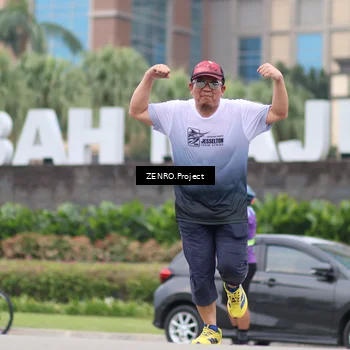 Runner Photo 7240855