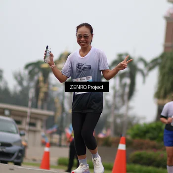 Runner Photo 7240938