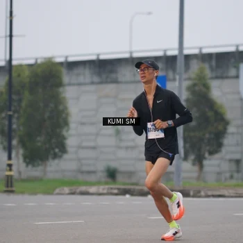 Runner Photo 7241024