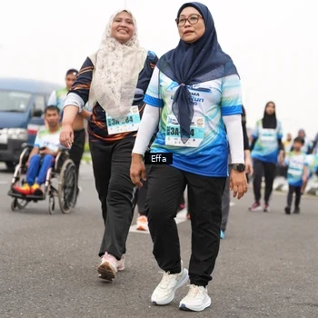 Runner Photo 7241026