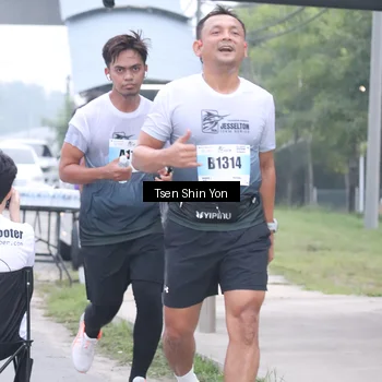 Runner Photo 7241059