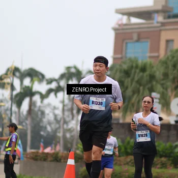 Runner Photo 7241063