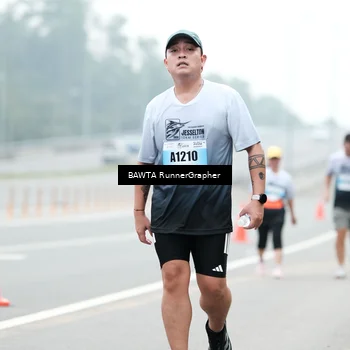 Runner Photo 7241570