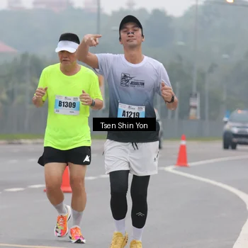 Runner Photo 7241572