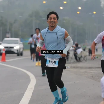 Runner Photo 7241991