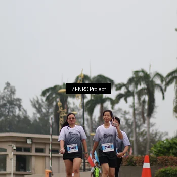 Runner Photo 7242002