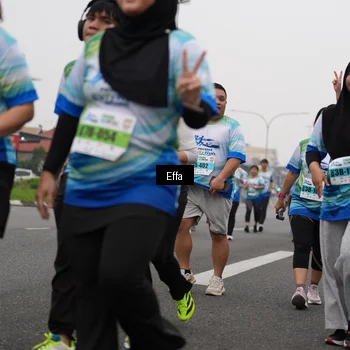 Runner Photo 7242100