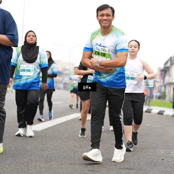 Runner Photo 7242399