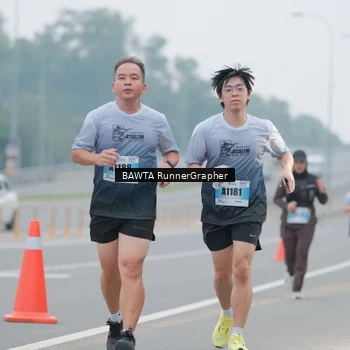 Runner Photo 7242410