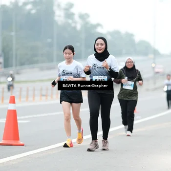 Runner Photo 7242480