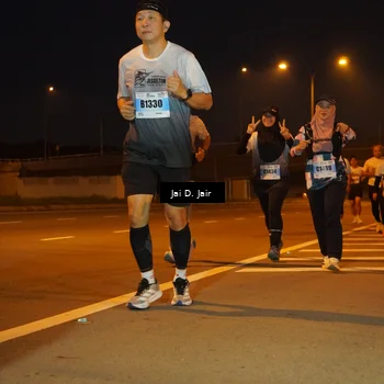 Runner Photo 7242653